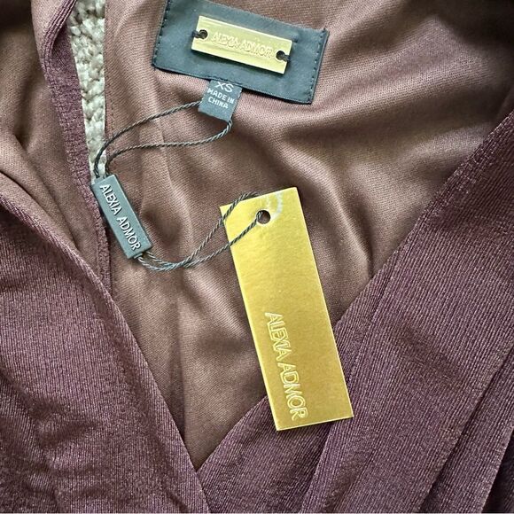 *NWT Alexia Admor Joey Long Sleeve Knit Surplice Jumpsuit in Burgundy Size XS - Picture 7 of 9